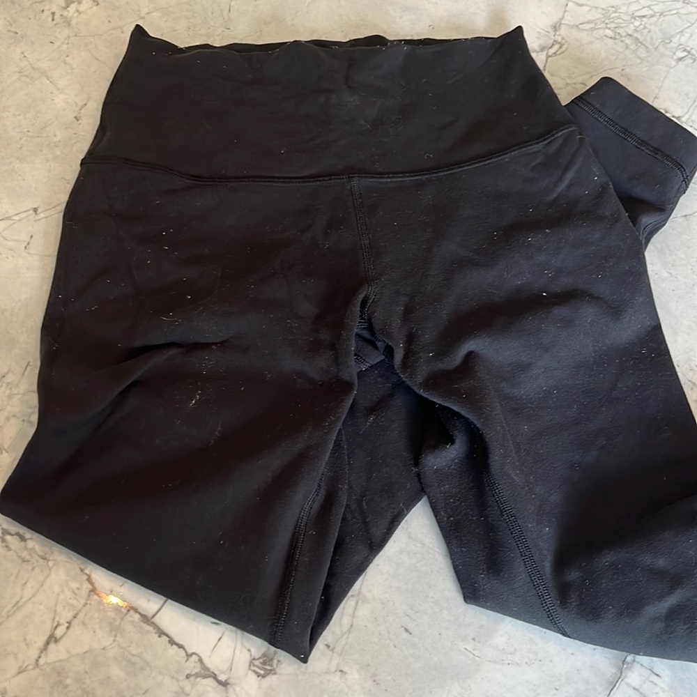 Black Lululemon Align Leggings (size 6)
